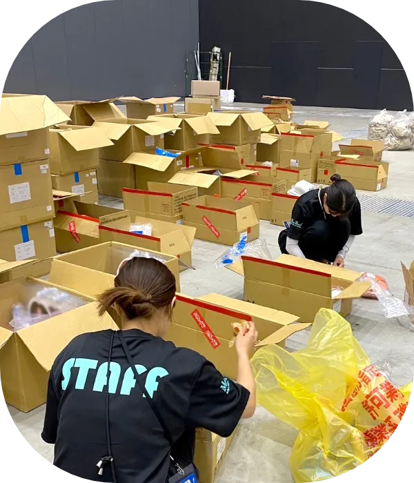 現場で働くスタッフ